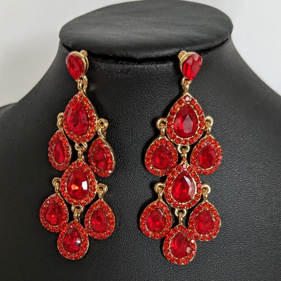 $16 Sale Teardrop Stone Cluster Chandelier Dangle Evening Earrings - Picture 1 of 6